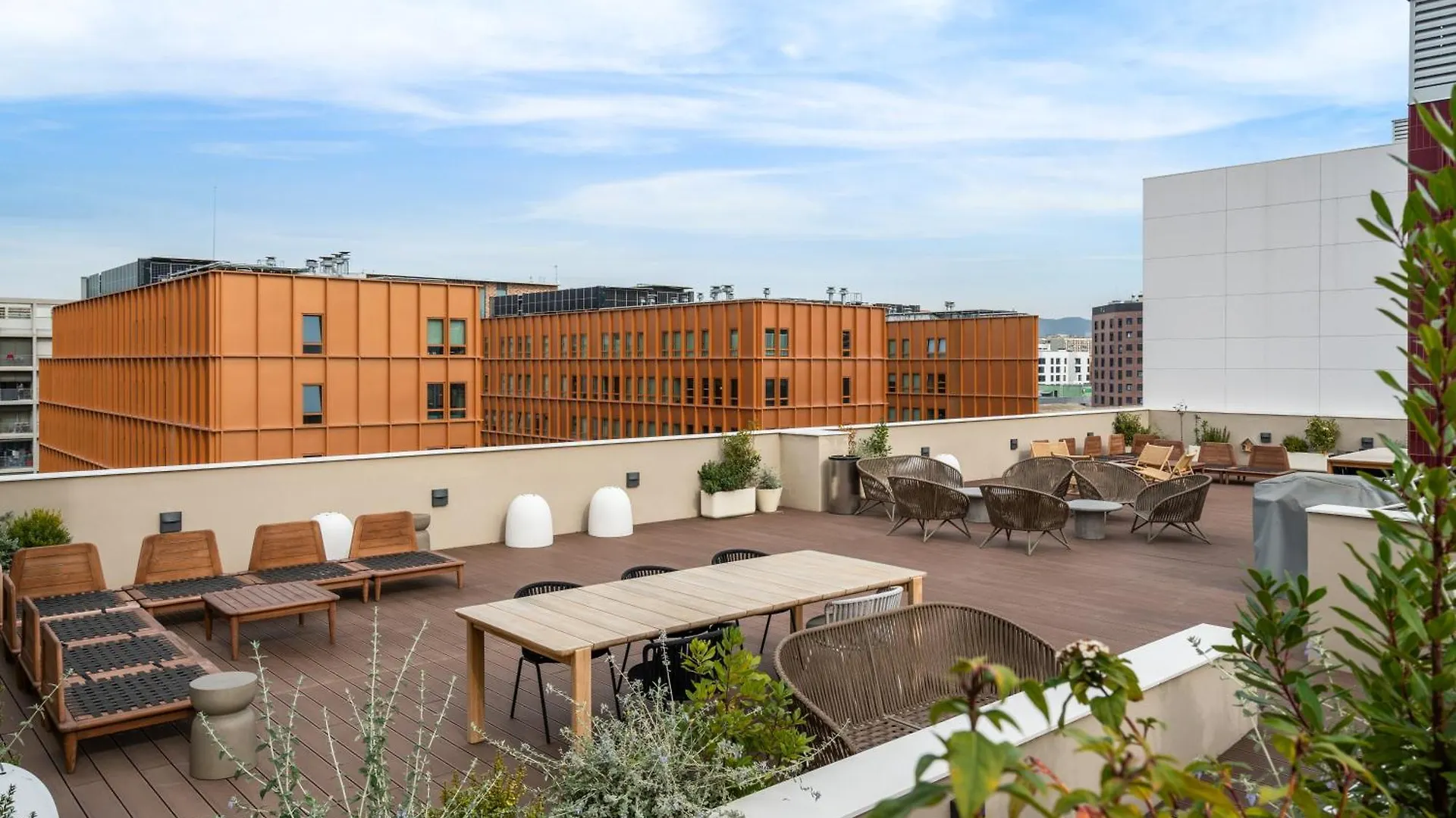 Diagonal Mar Oasis With Pool And Parking Daire Barselona